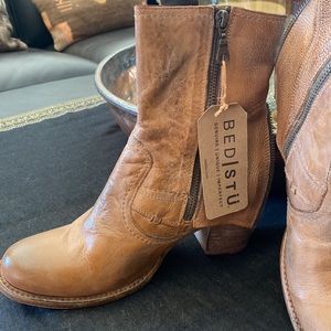 BEDSTU Iris NWT zipper-back boots…NEW & Gorgeous!! 💕🔆 Amazing tanned leather